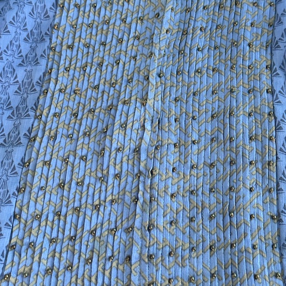 Coldwater Creek blue with beading Blouse. Size Large 14-16 - Picture 7 of 7